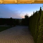 Maasai Mara Mit Whirlpool Und Sauna Apartamento Bad Saulgau