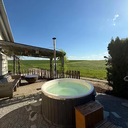 Maasai Mara Mit Whirlpool Und Sauna דירה
